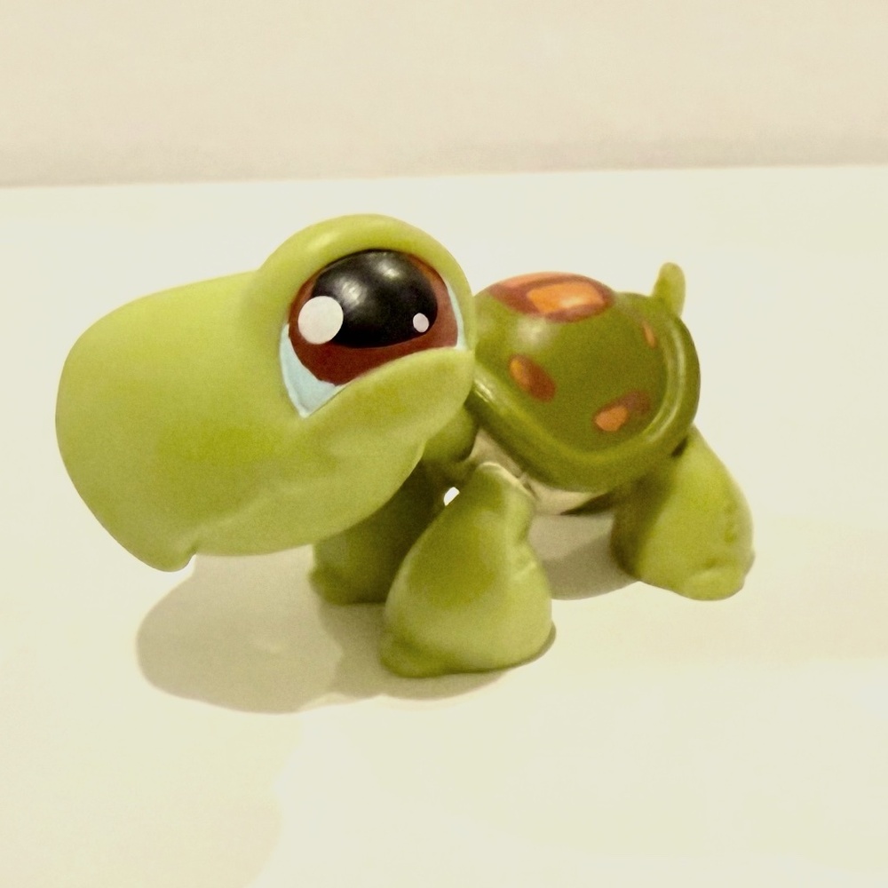 Littlest Pet Shop LPS 7 Turtle Olive Green Pink Spots ~ AUTHENTIC
